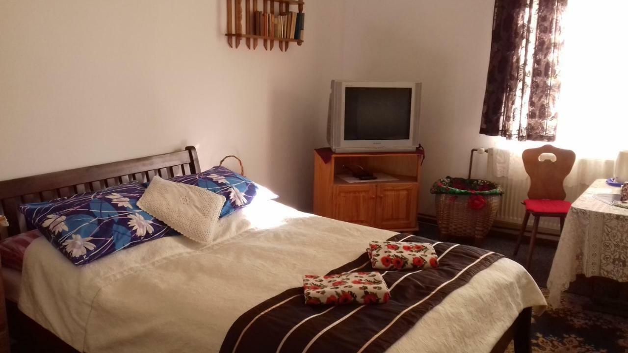 Dom Na Ludowo W Brzeznicy Apartamento Brzeznica  Exterior foto
