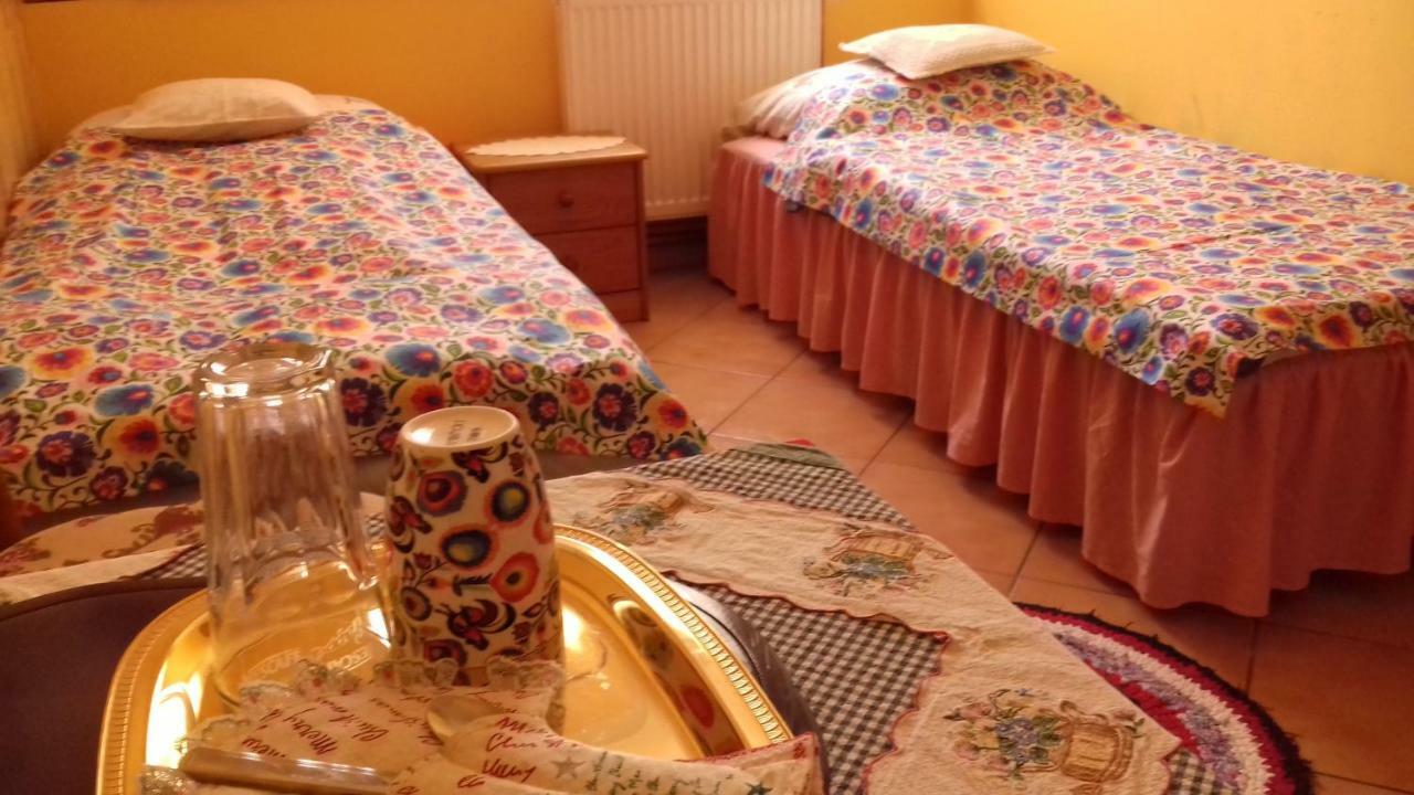 Dom Na Ludowo W Brzeznicy Apartamento Brzeznica  Exterior foto