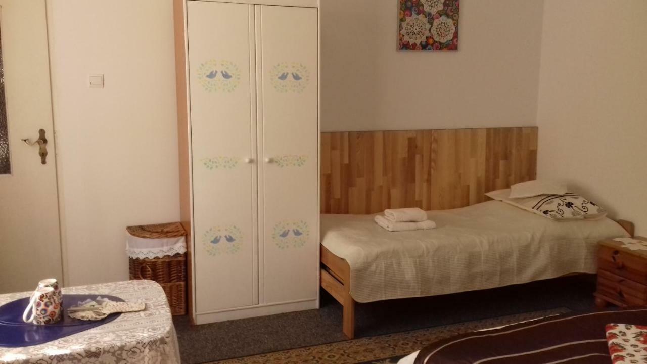 Dom Na Ludowo W Brzeznicy Apartamento Brzeznica  Exterior foto
