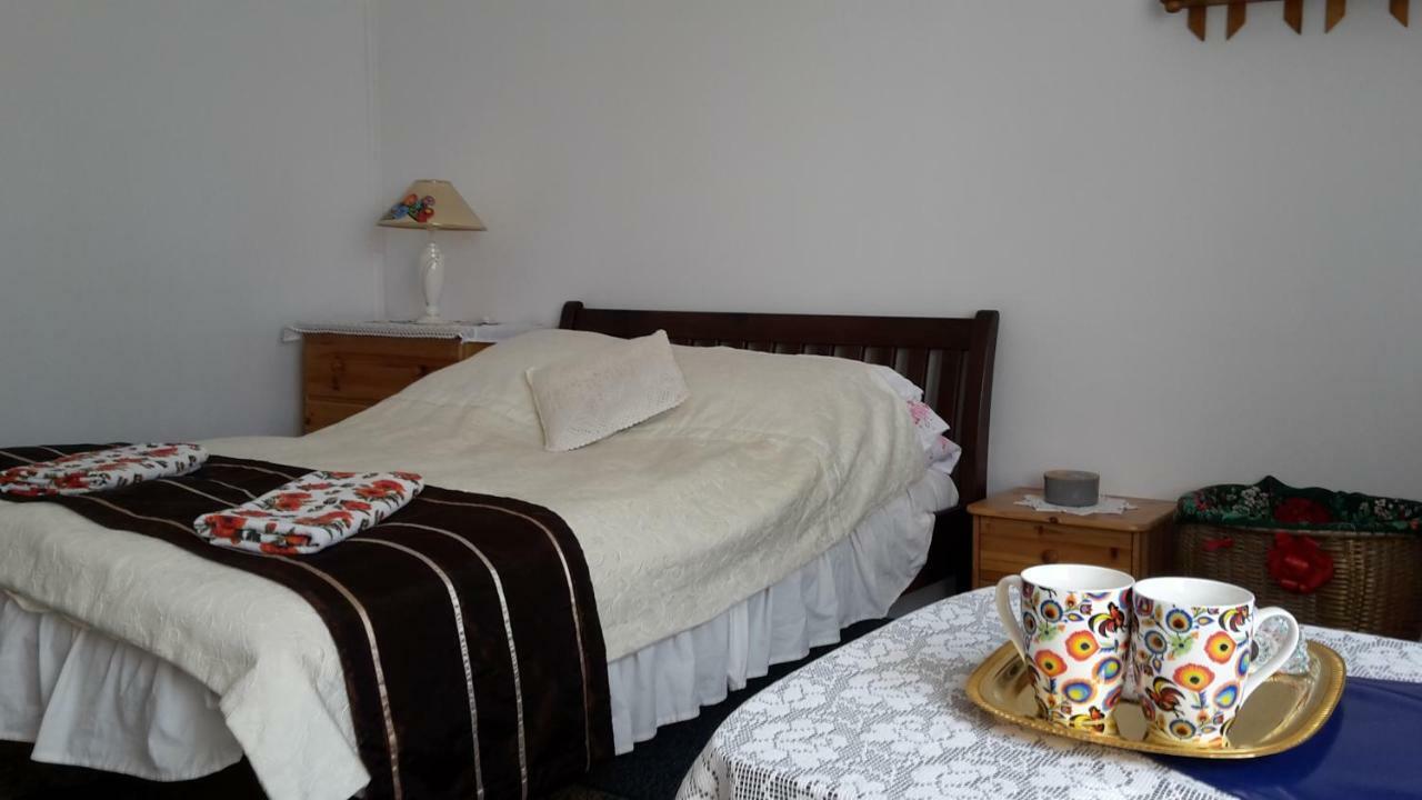 Dom Na Ludowo W Brzeznicy Apartamento Brzeznica  Exterior foto